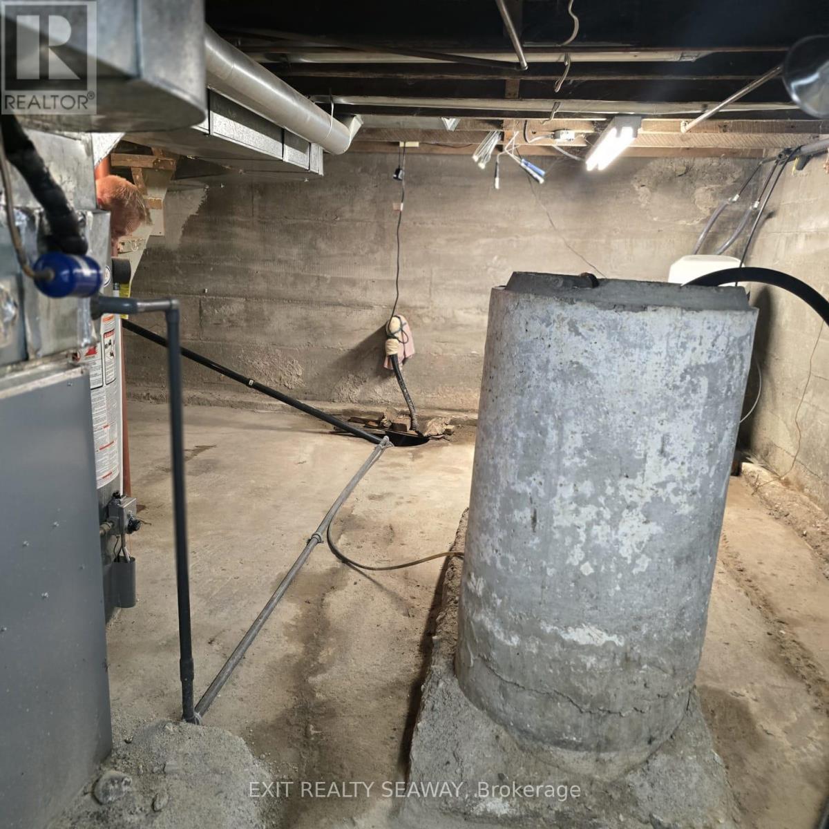 8154 Victoria Street Property Photo 15