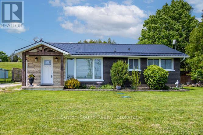 202093 21 HIGHWAY Property Image