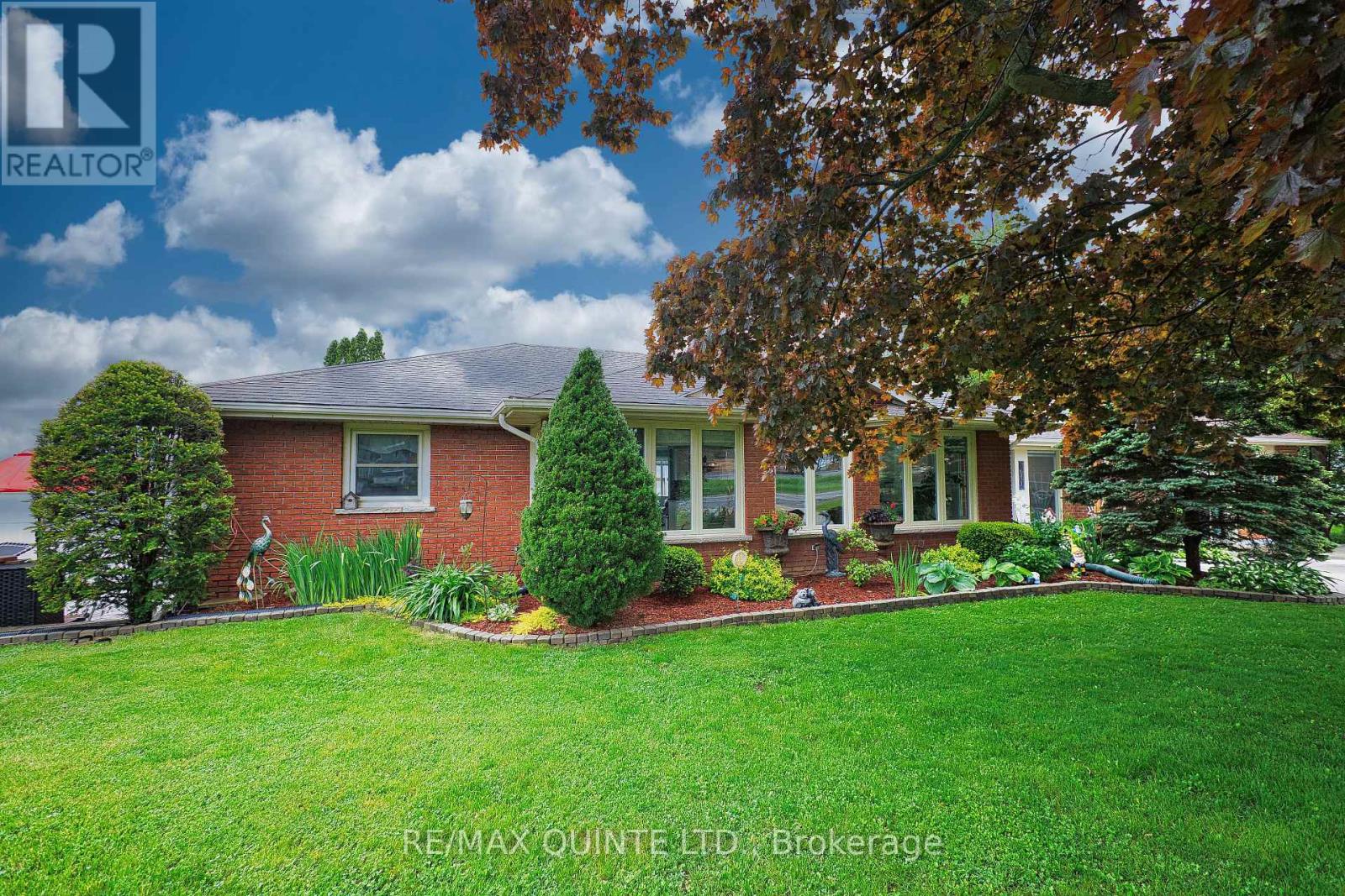 511 Frankford-stirling Rd Property Photo 1