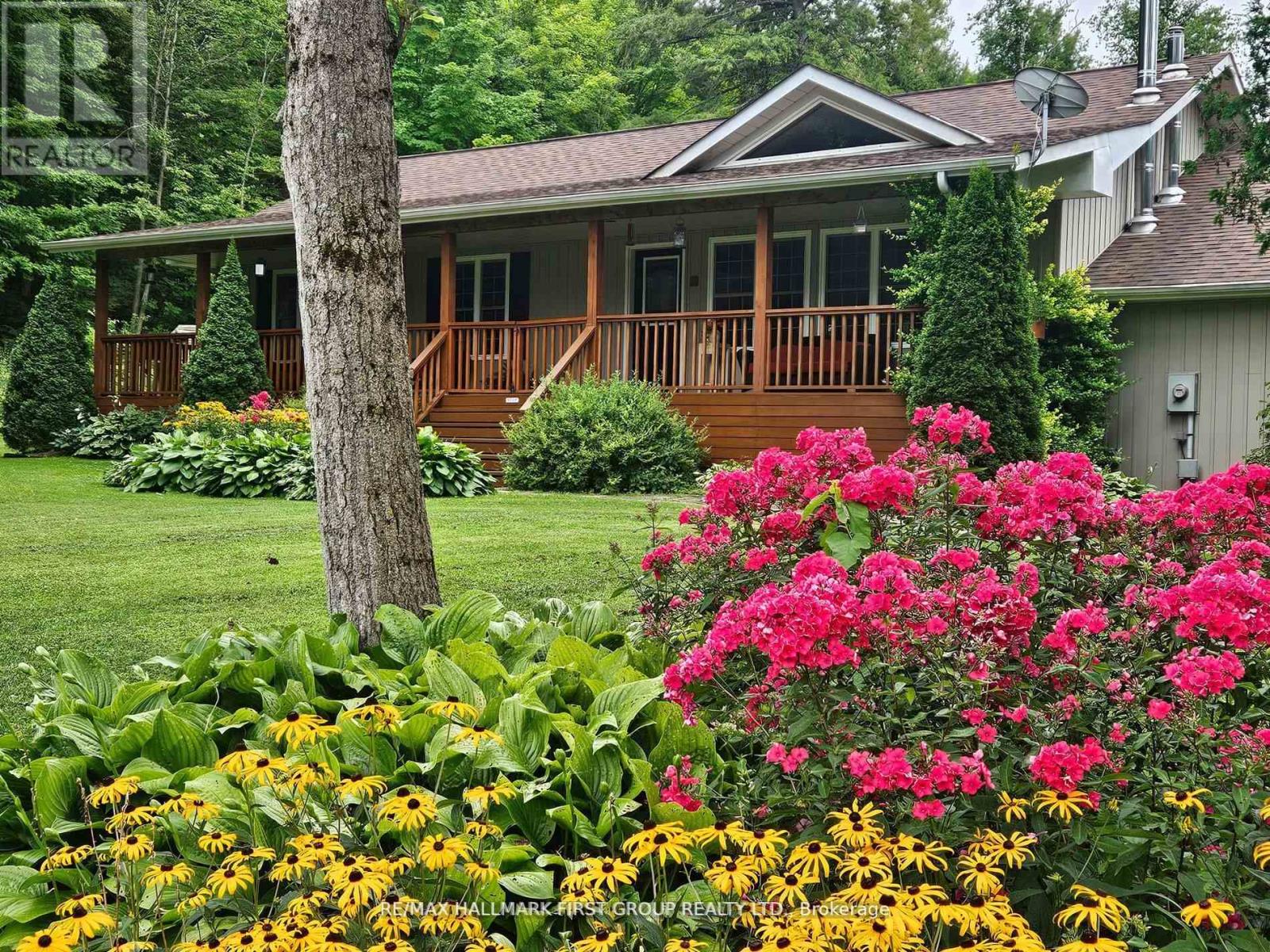 715 Whitebirch Road Property Photo 1
