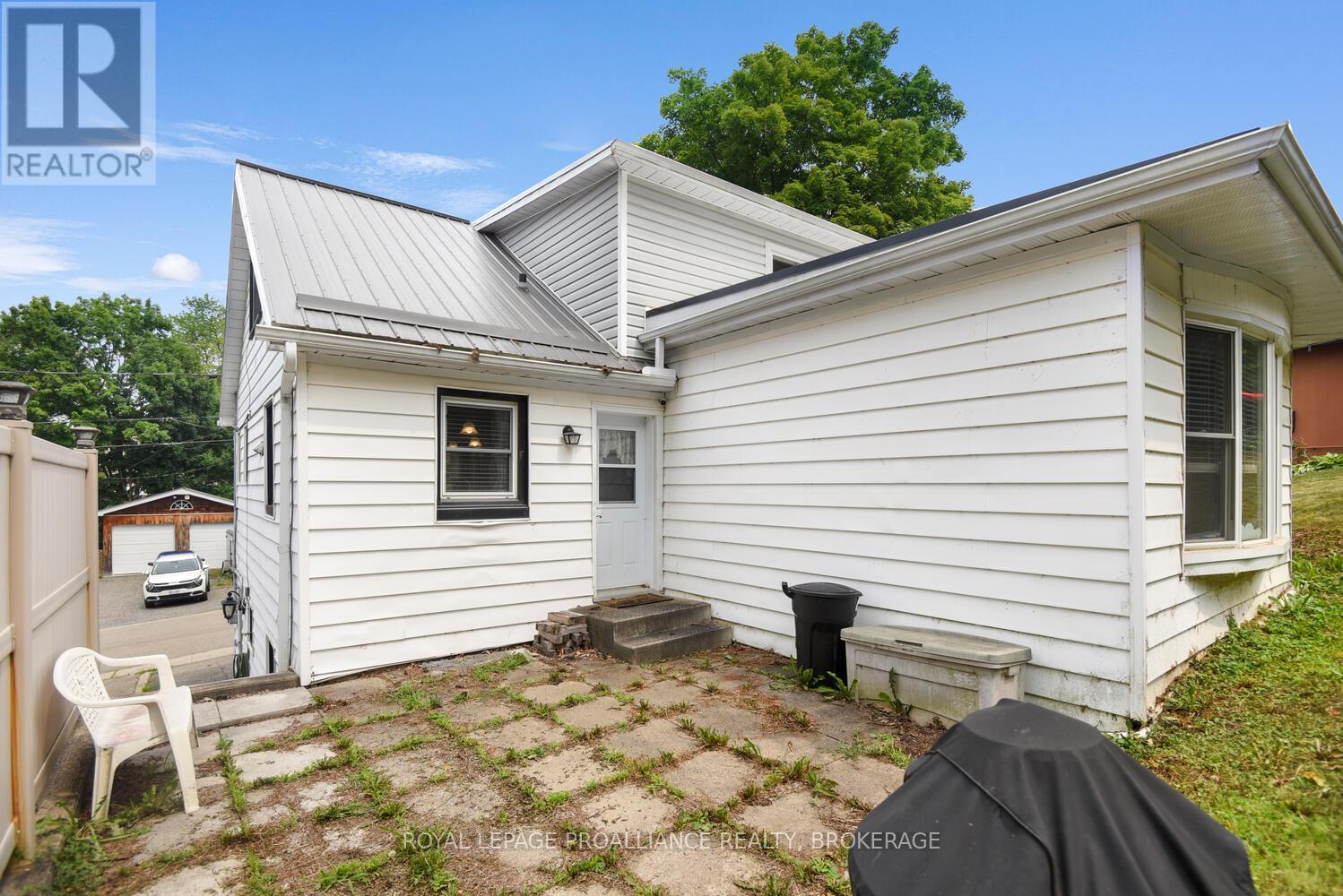 16 Mccready Street Property Photo 5