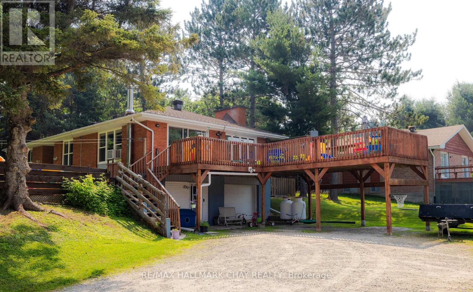 210 Levesque Street Property Photo 1