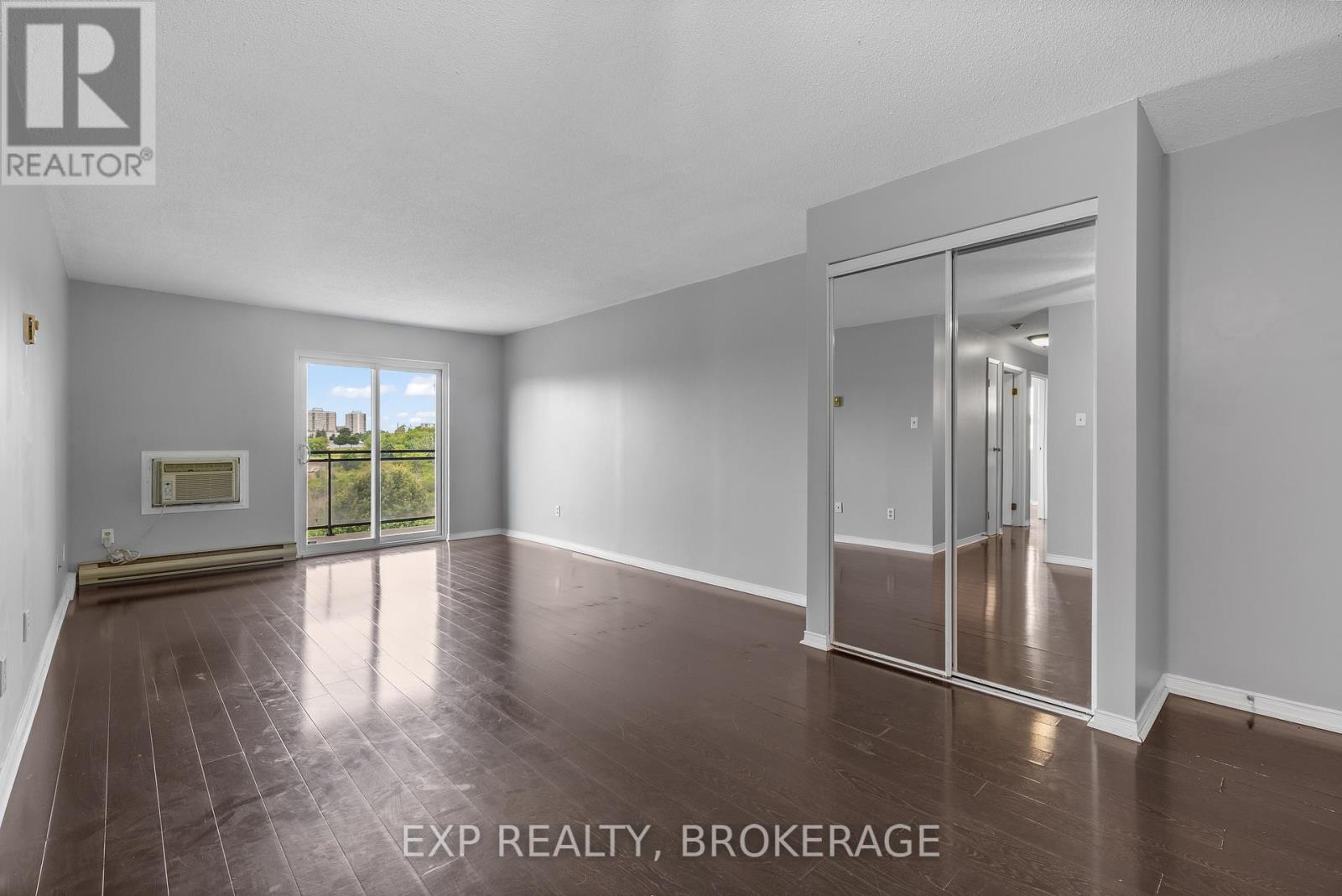 745 Davis Drive #401 Property Photo 4