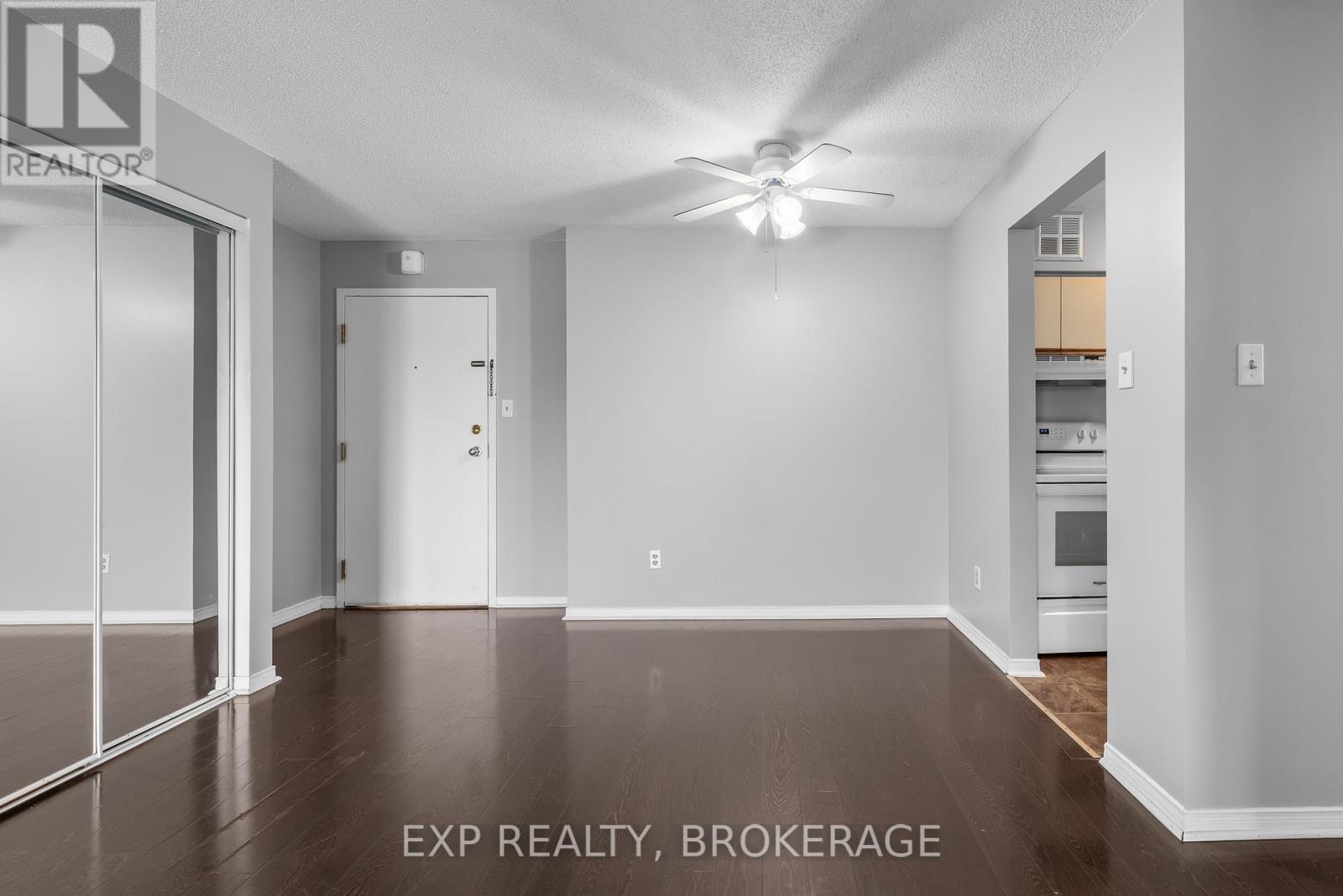 745 Davis Drive #401 Property Photo 9