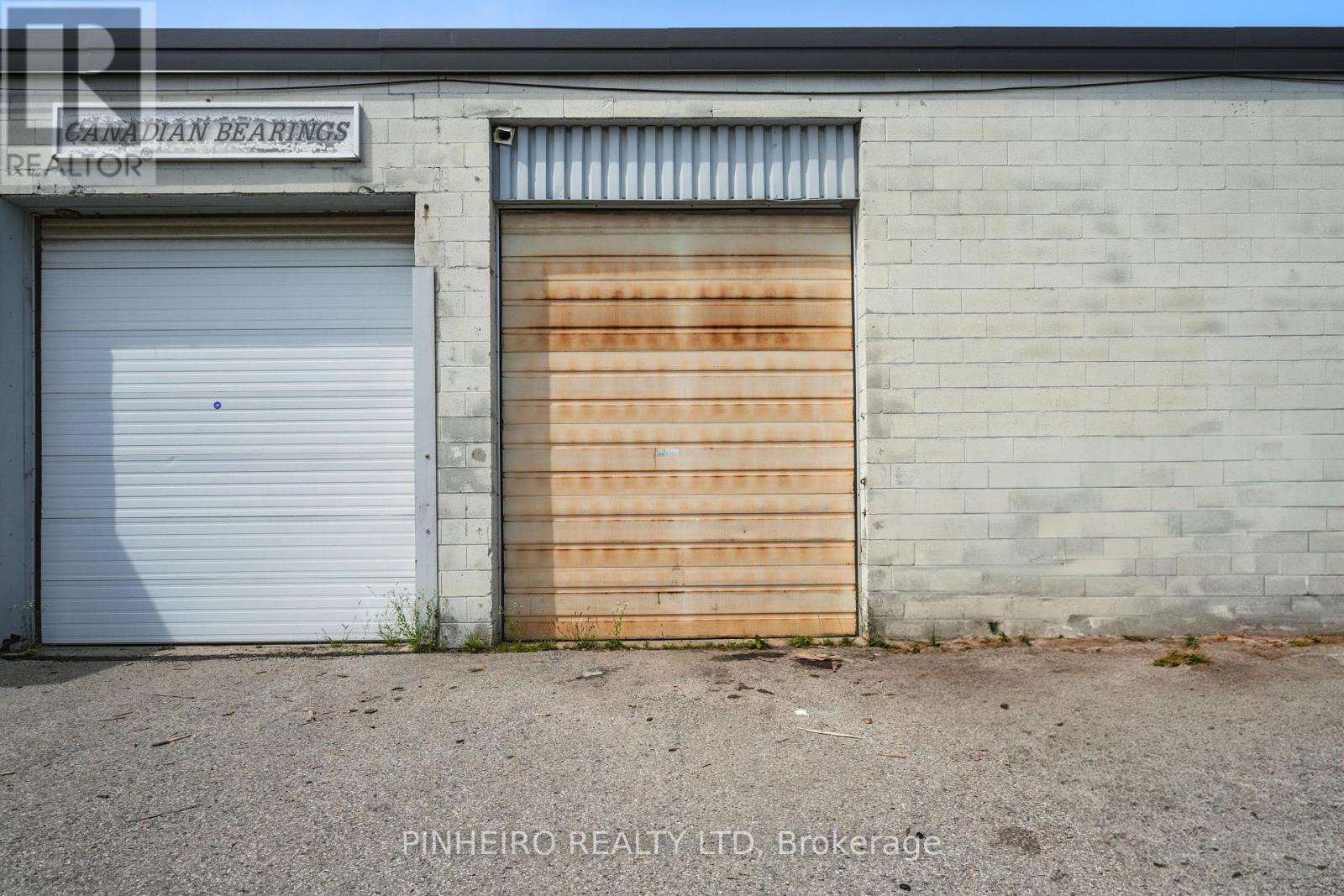 4 - 115 Midpark Road Property Photo 3