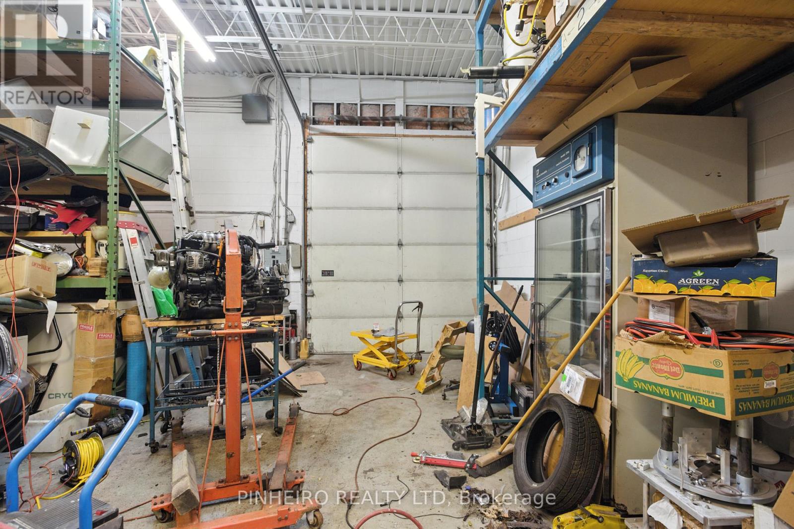 4 - 115 Midpark Road Property Photo 8