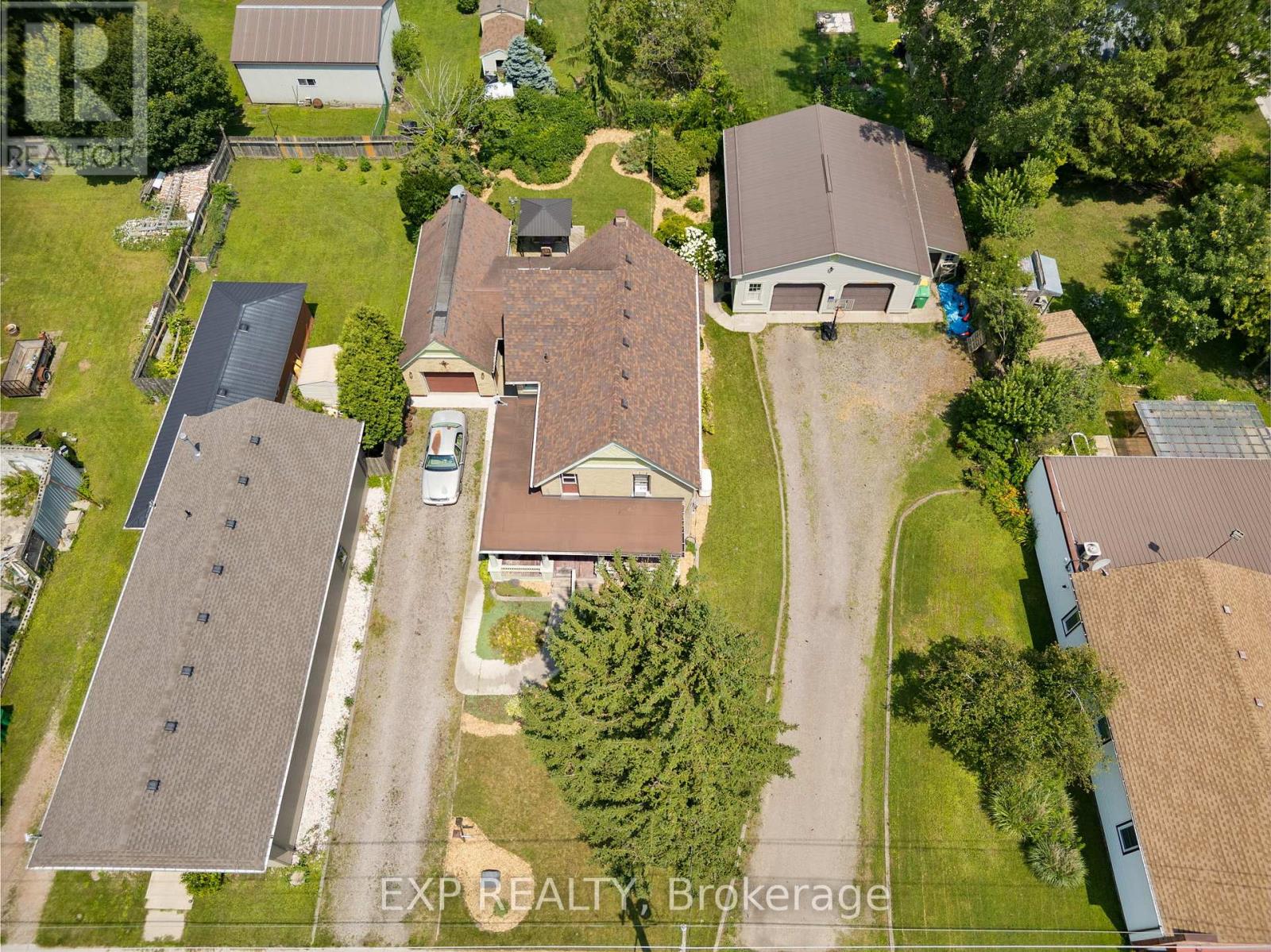 22684 Thames Road Property Photo 1