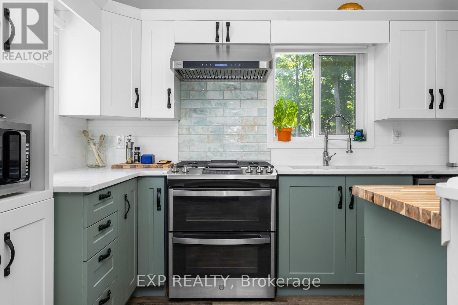 466 Wolf Grove Road Property Photo 13