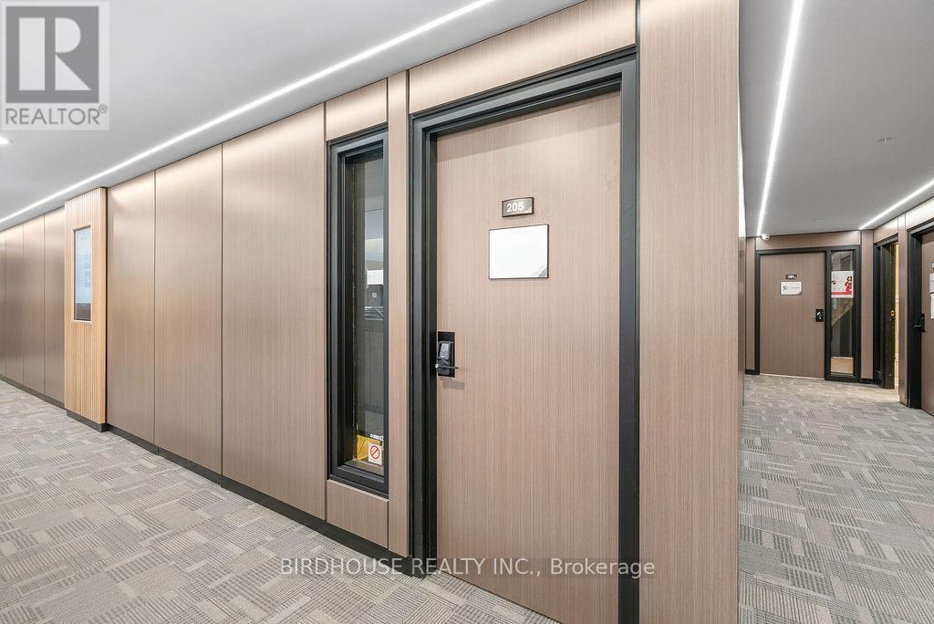 205 - 189 Kent Street W Property Photo 1