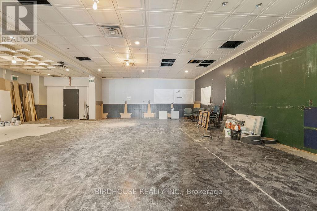 106 - 189 Kent Street W Property Photo 4