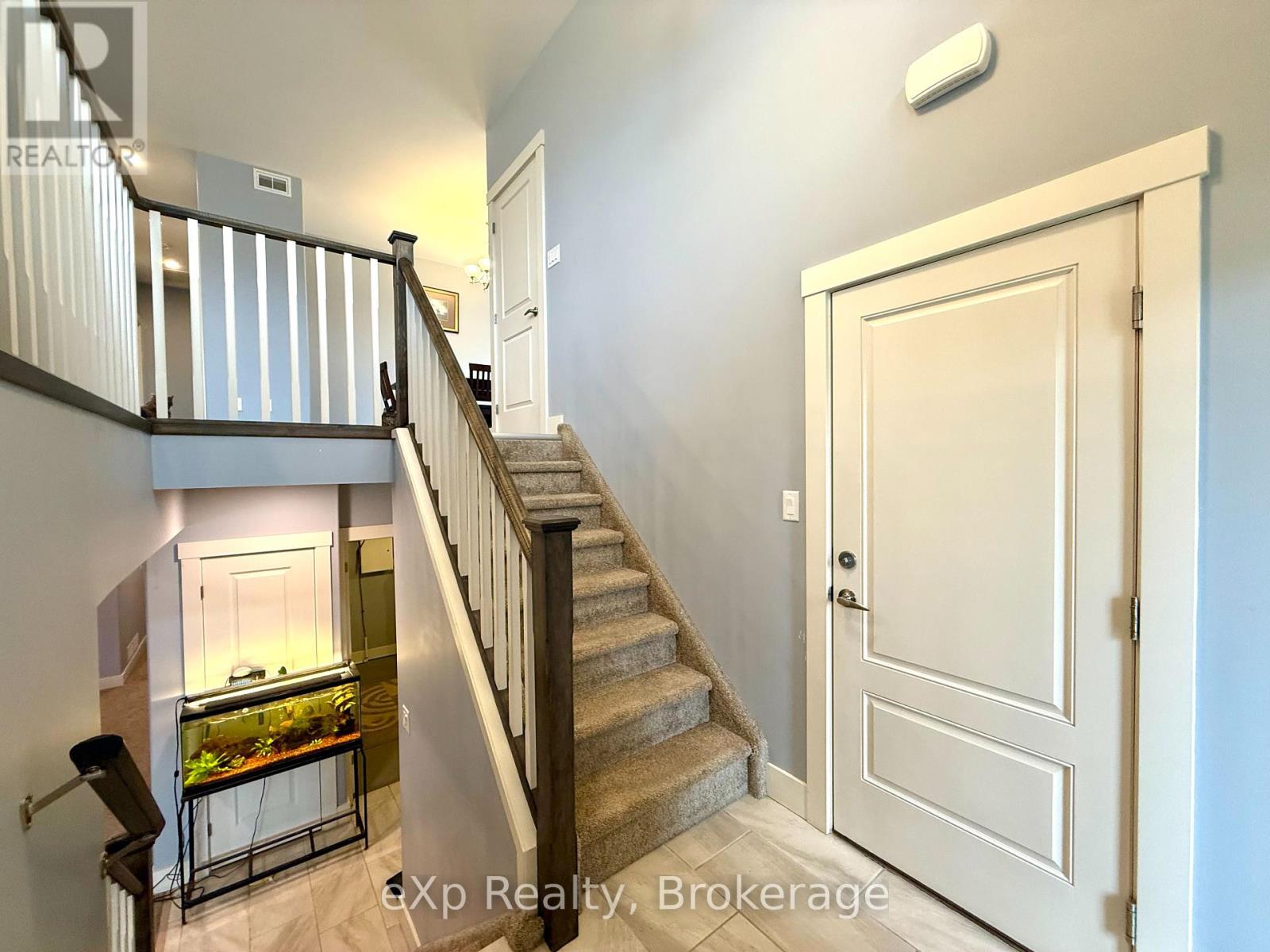 161 17th Ave A Property Photo 4