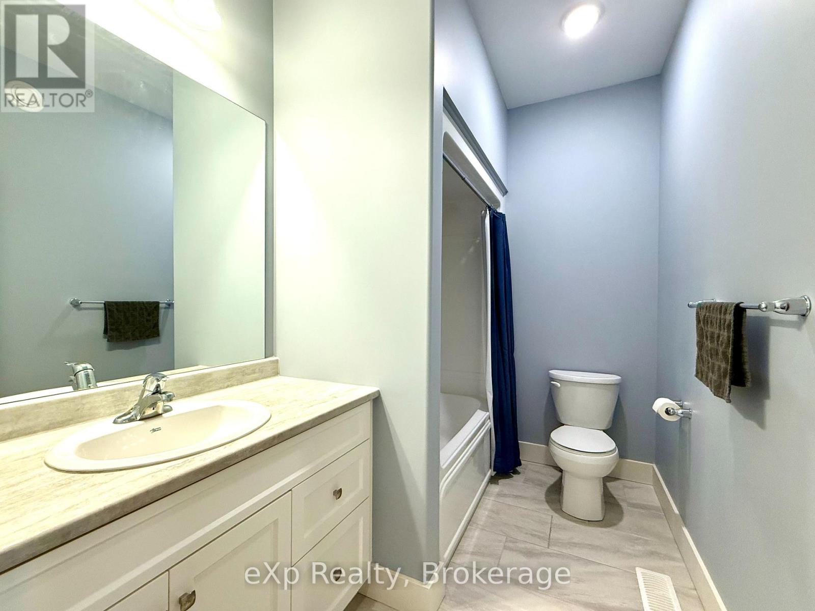 161 17th Ave A Property Photo 20