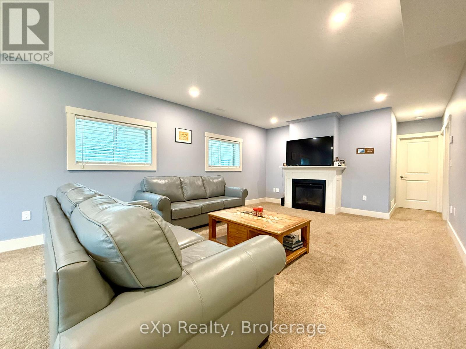 161 17th Ave A Property Photo 22