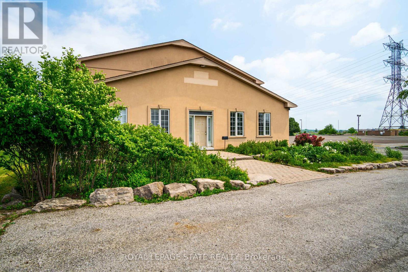 1625 Stone Church Road E Property Photo 1