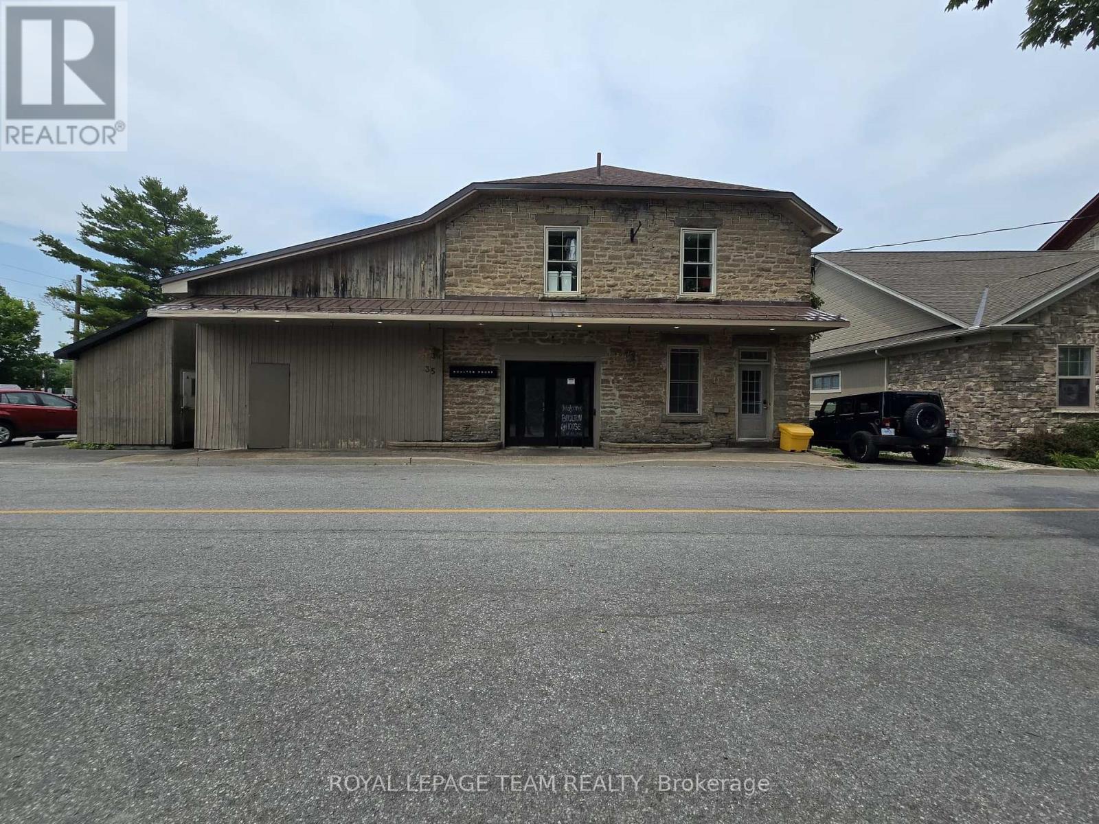 35 Mill Street Property Photo 1