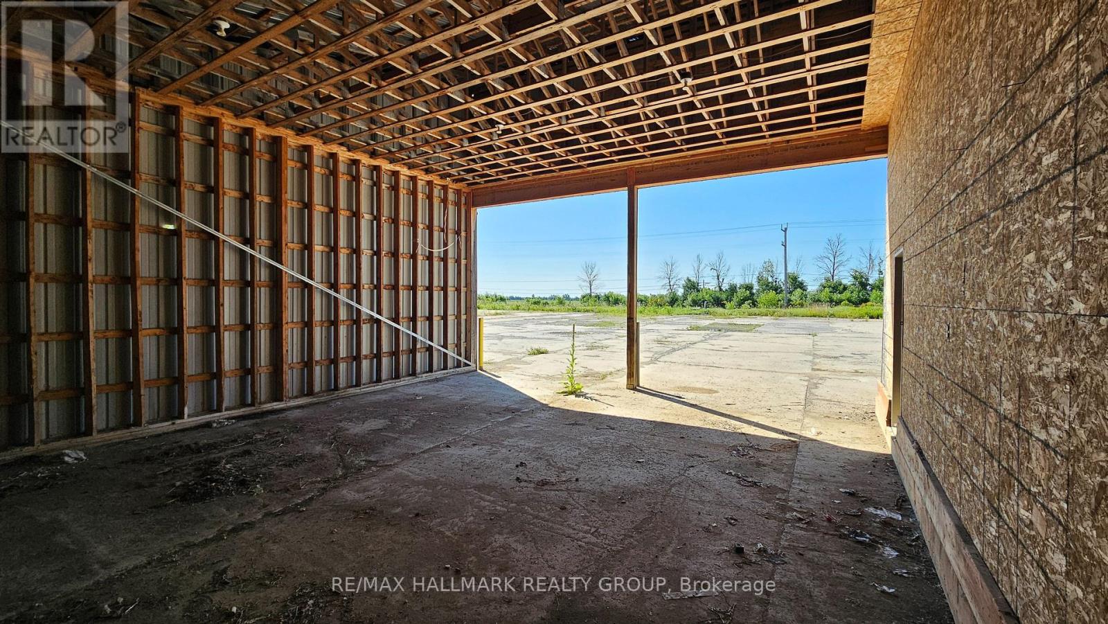 482 Russett Drive Property Photo 11