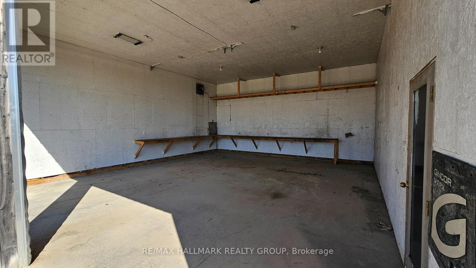 482 Russett Drive Property Photo 12