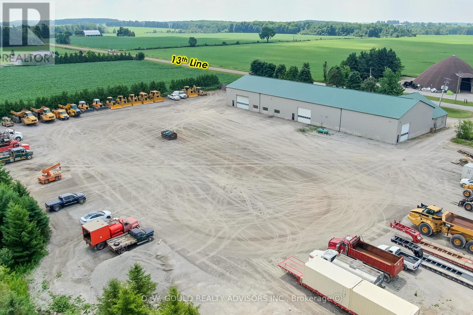 191279 Thirteen Line Property Photo 2