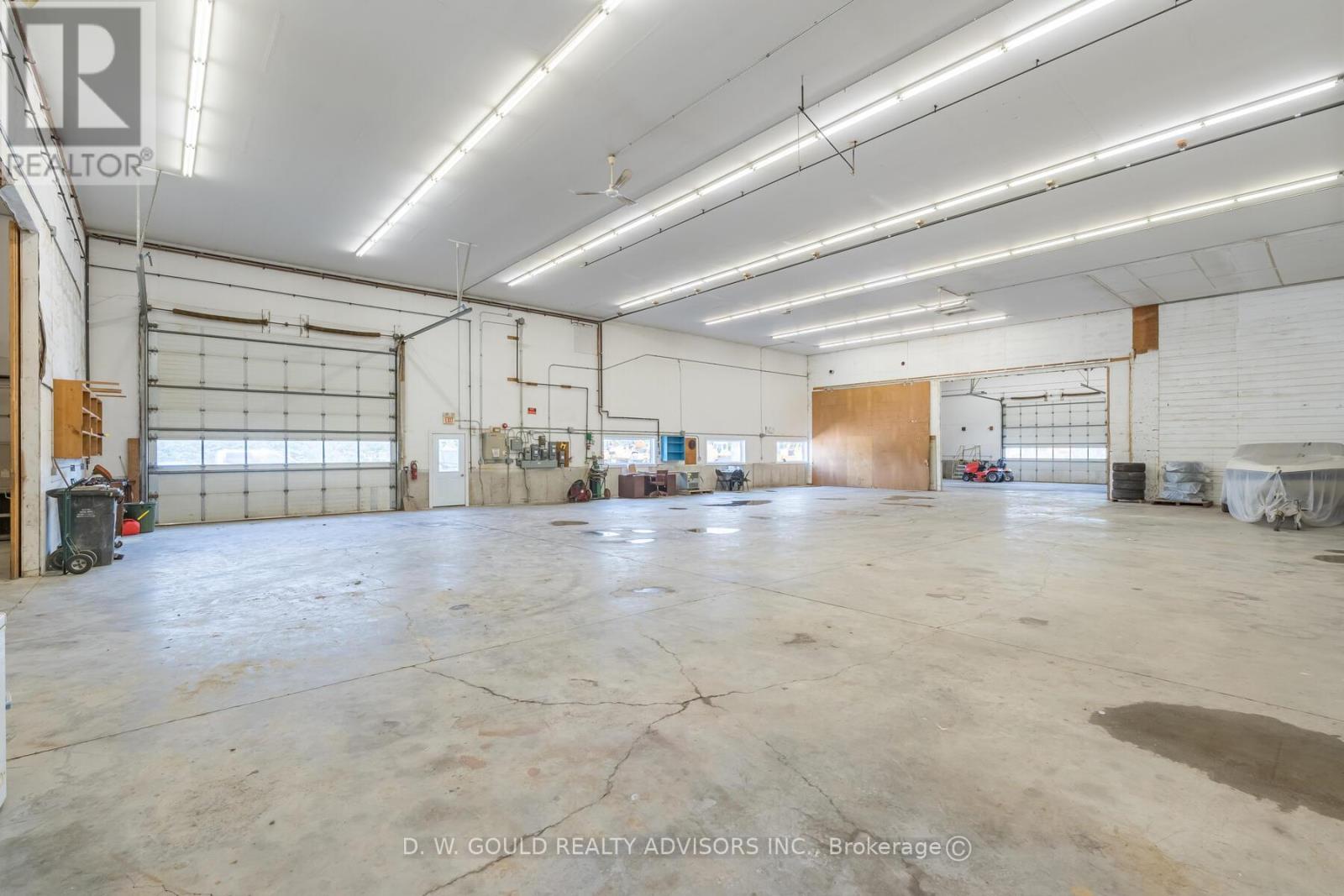 191279 Thirteen Line Property Photo 18