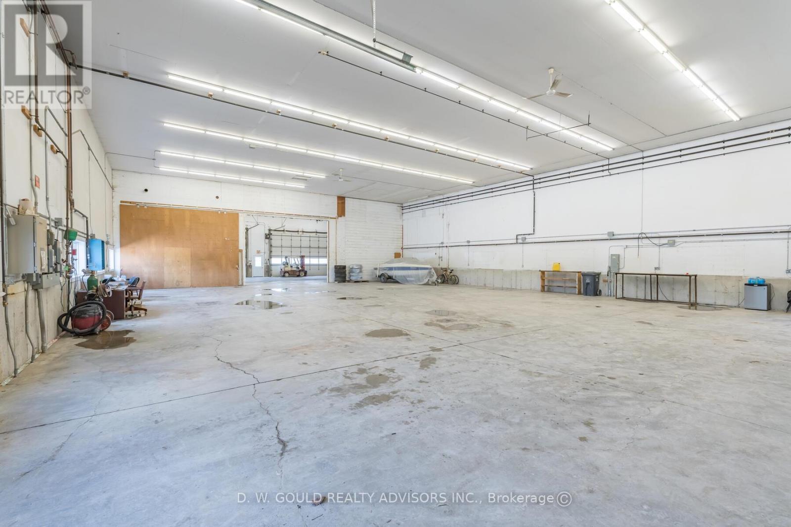 191279 Thirteen Line Property Photo 19