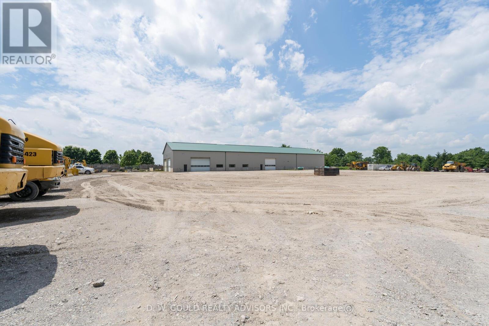 191279 Thirteen Line Property Photo 12