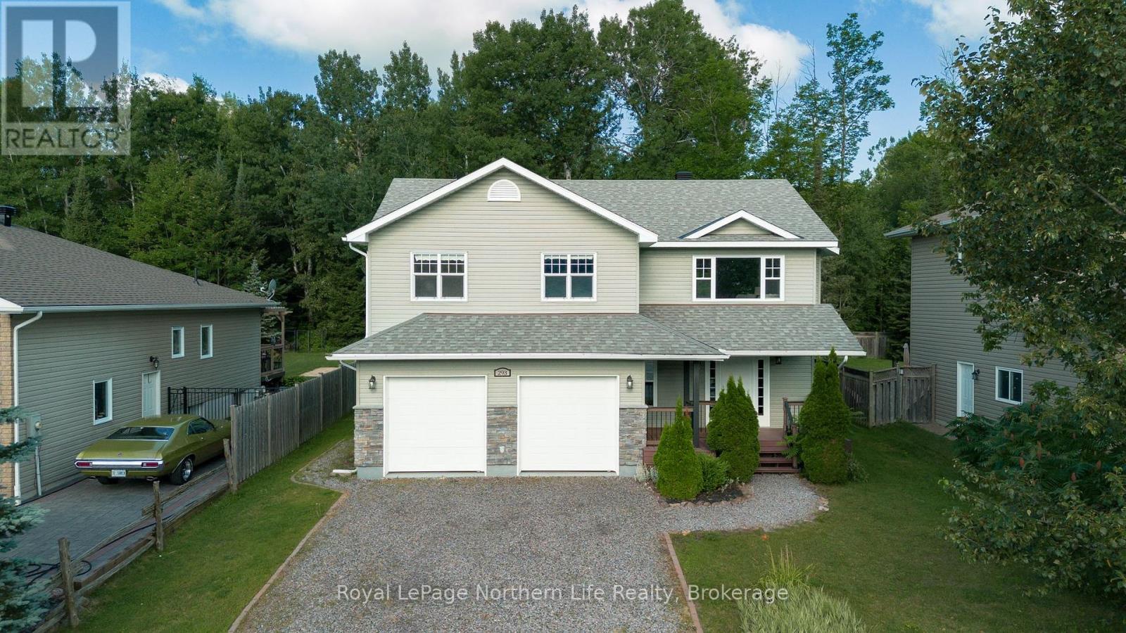 293 Osprey Crescent Property Photo 1