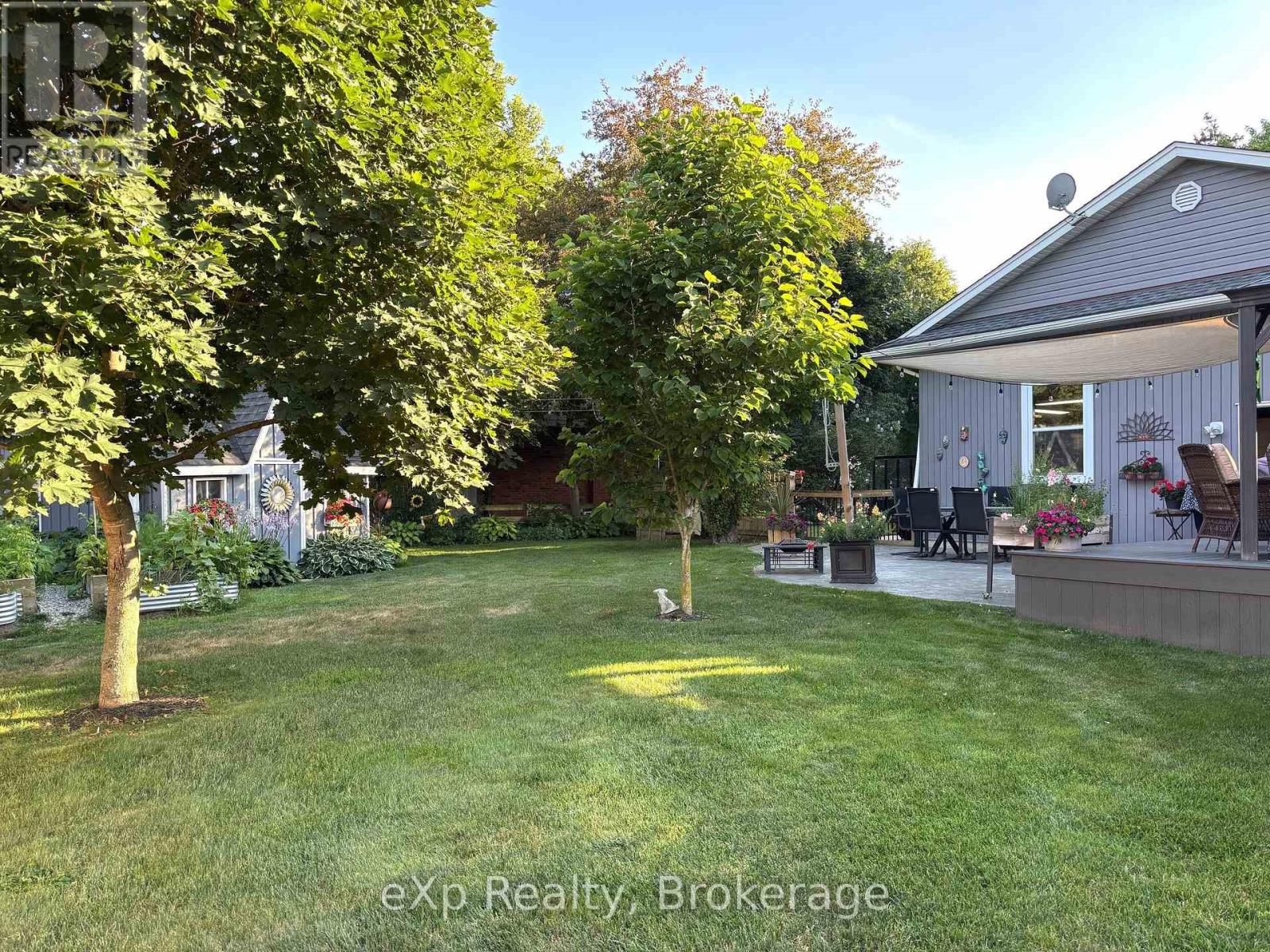 9 Johnstone Boulevard Property Photo 8