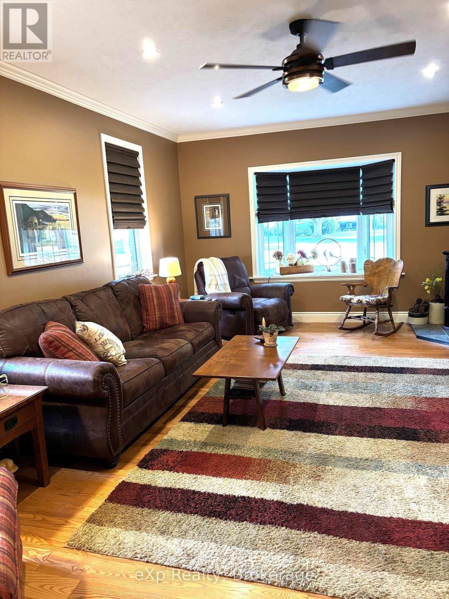 9 Johnstone Boulevard Property Photo 15