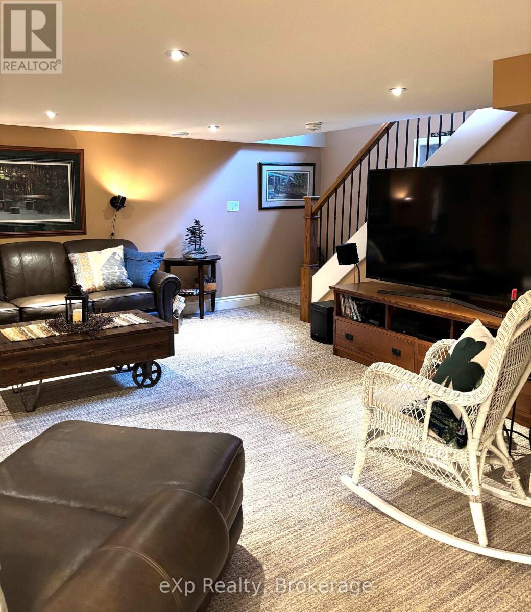 9 Johnstone Boulevard Property Photo 37