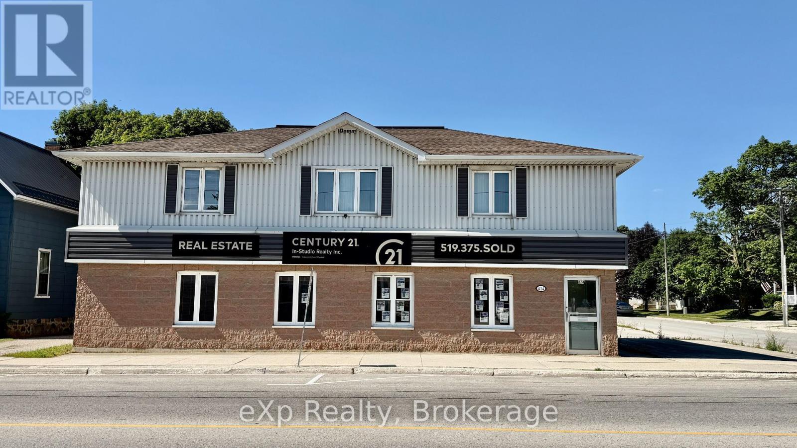 414 10th Street Property Photo 2