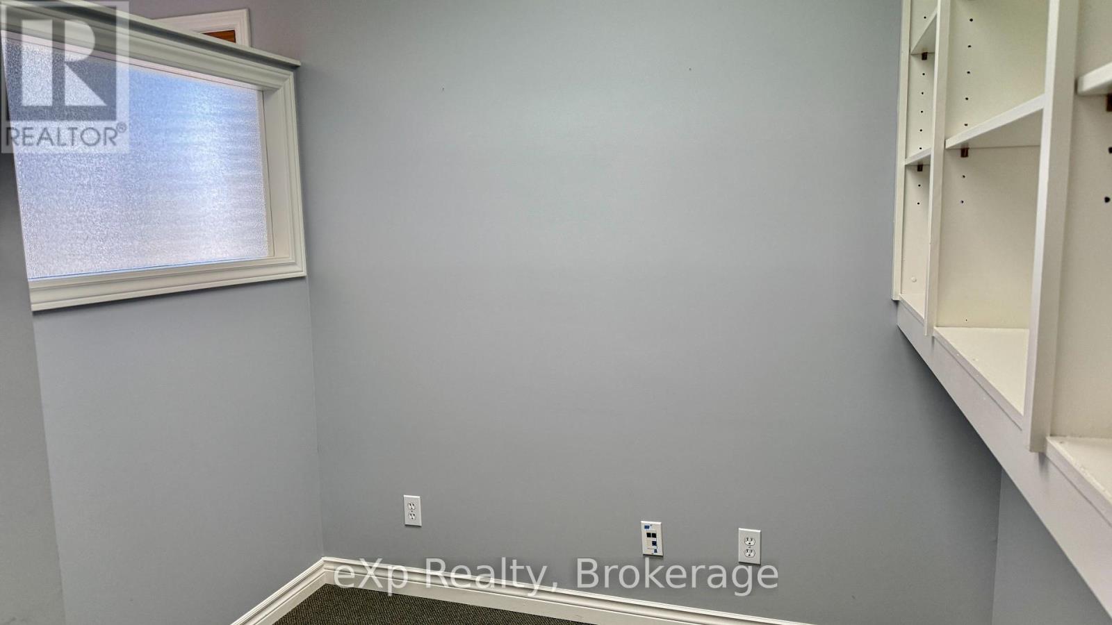 414 10th Street Property Photo 8