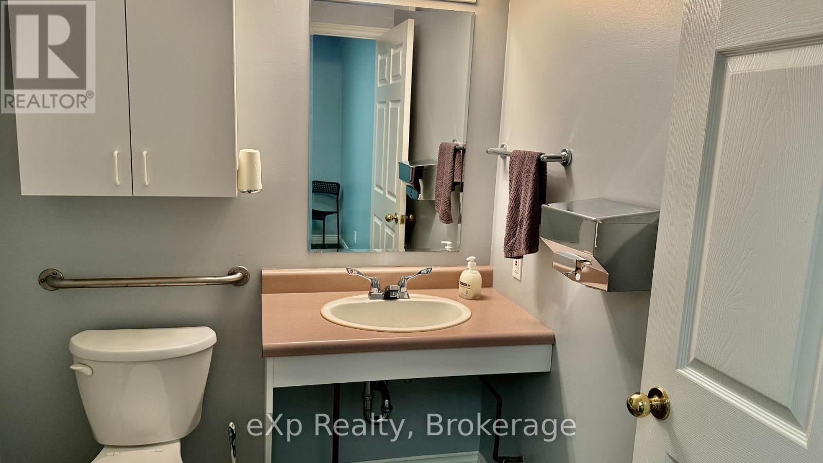 414 10th Street Property Photo 11