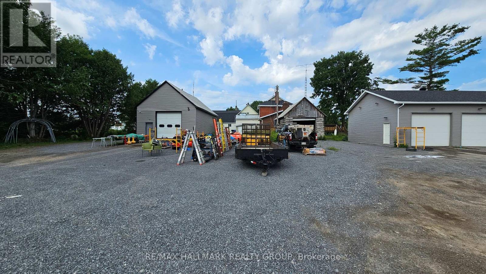 2590 (a) Carp Road Property Photo 9