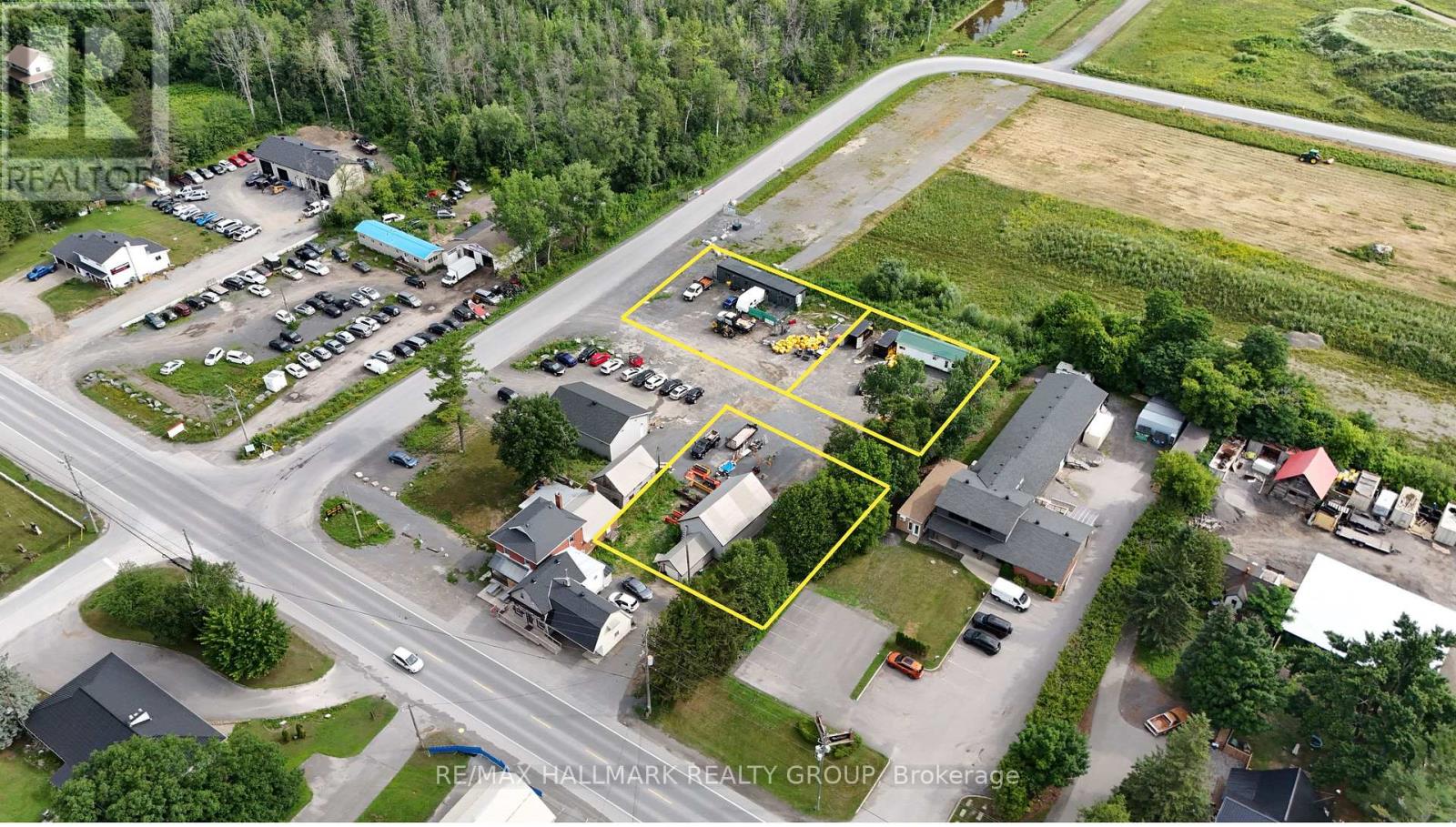 2590 (b) Carp Road Property Photo 4