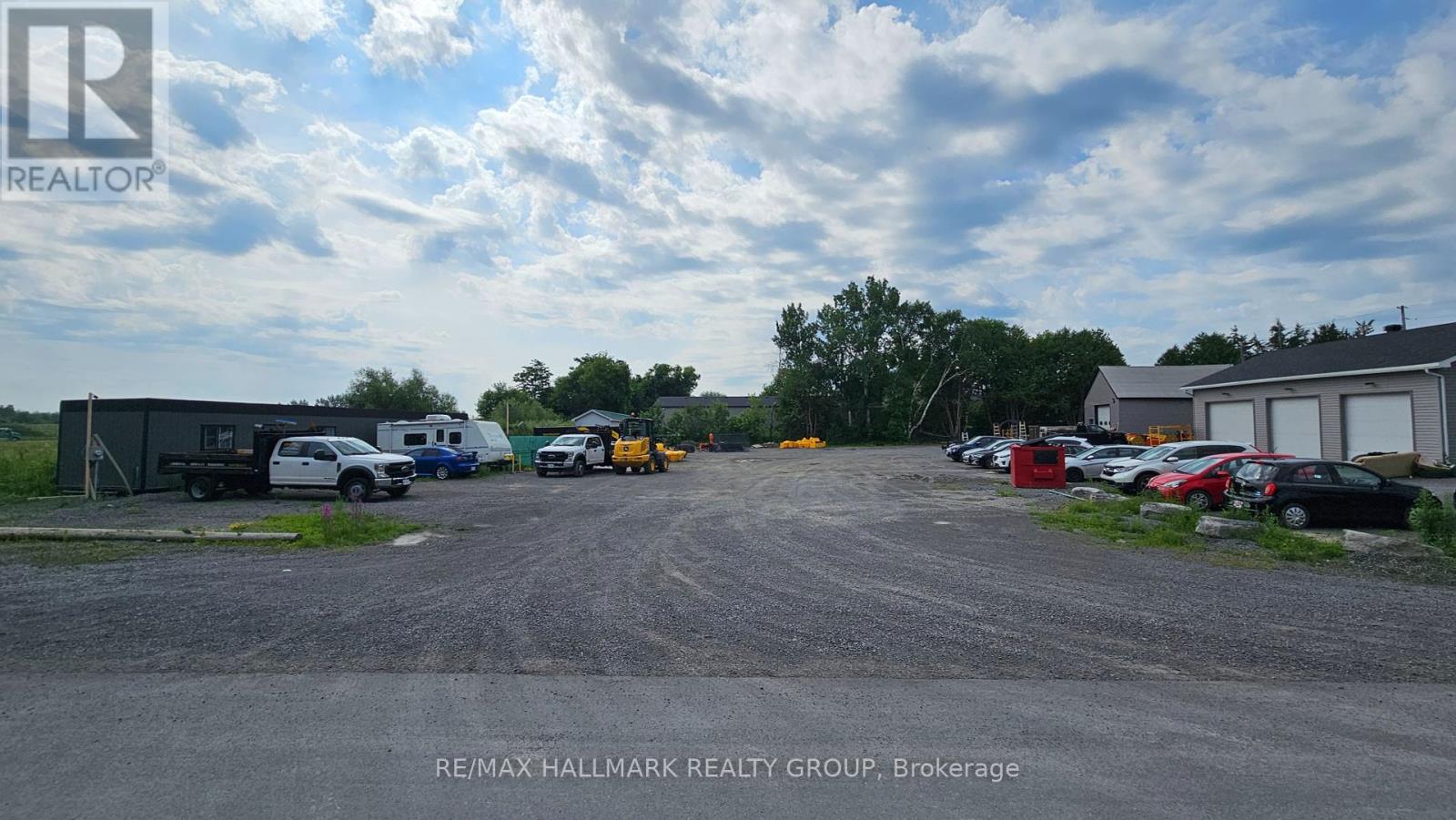 2590 (b) Carp Road Property Photo 7