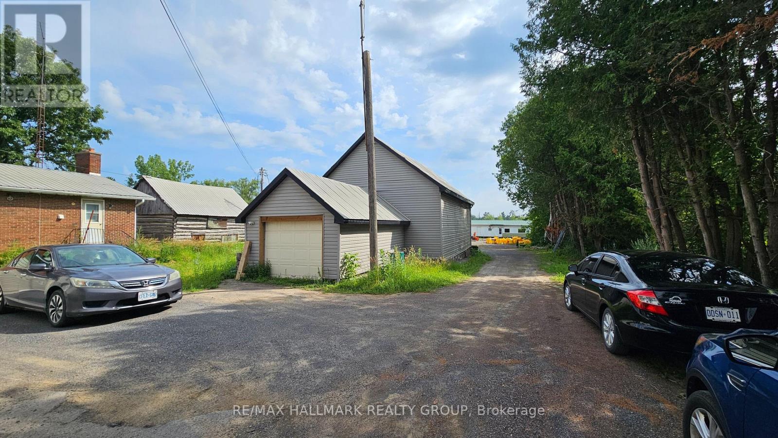 2590 (b) Carp Road Property Photo 13