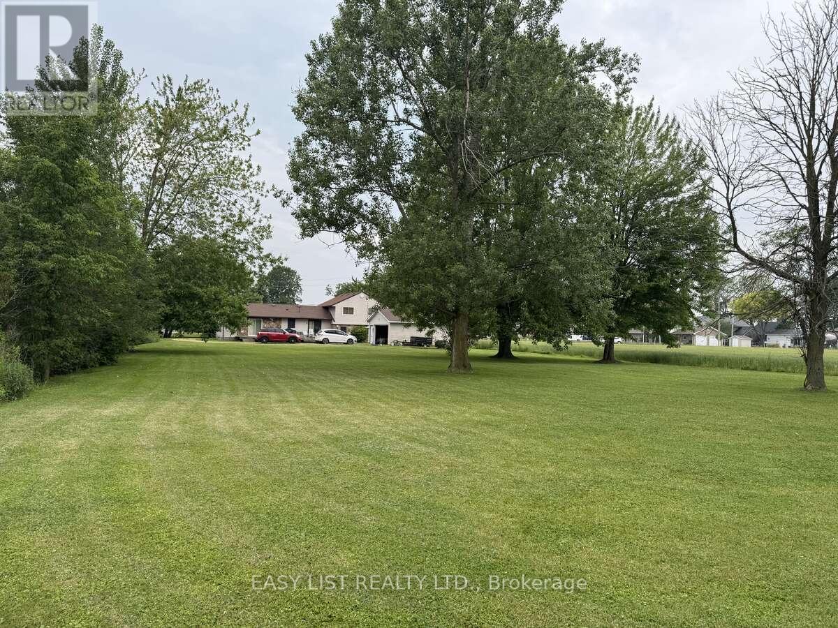 3104 St Clair Parkway Property Photo 9