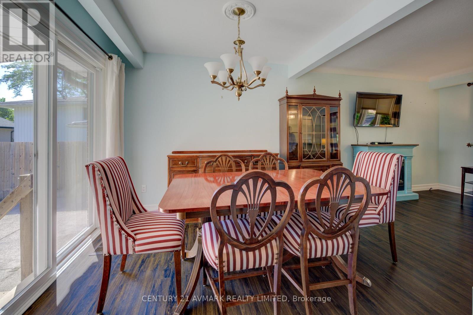 10 Royale Road Property Photo 14