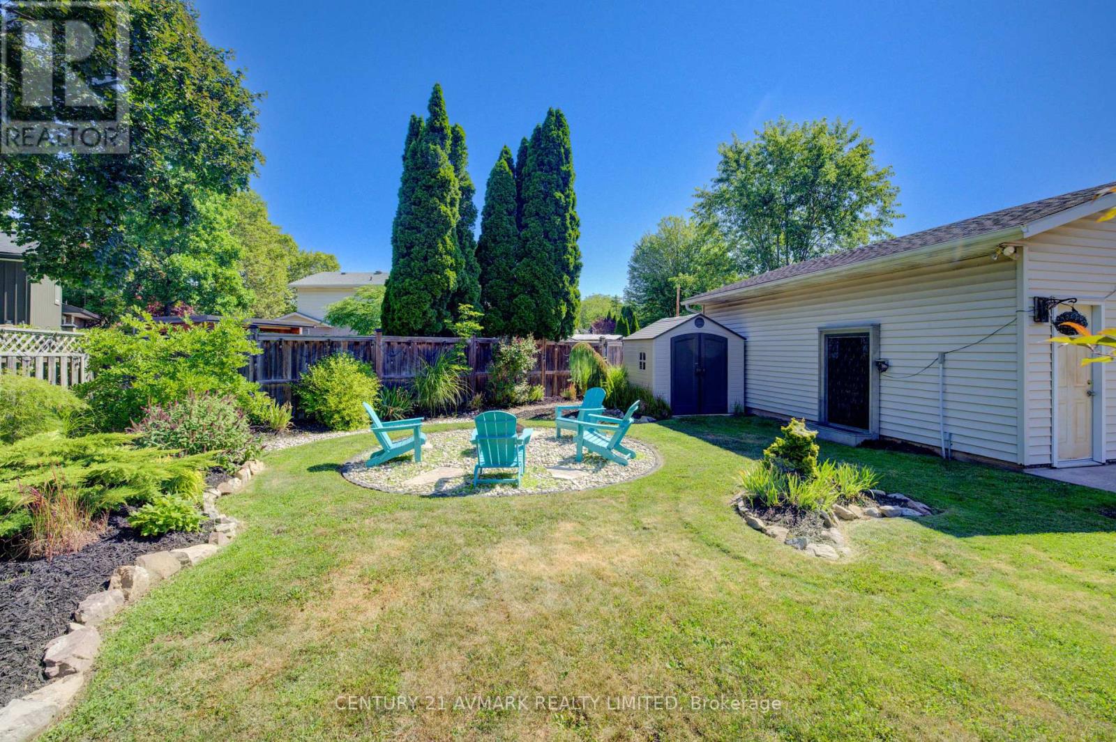 10 Royale Road Property Photo 34