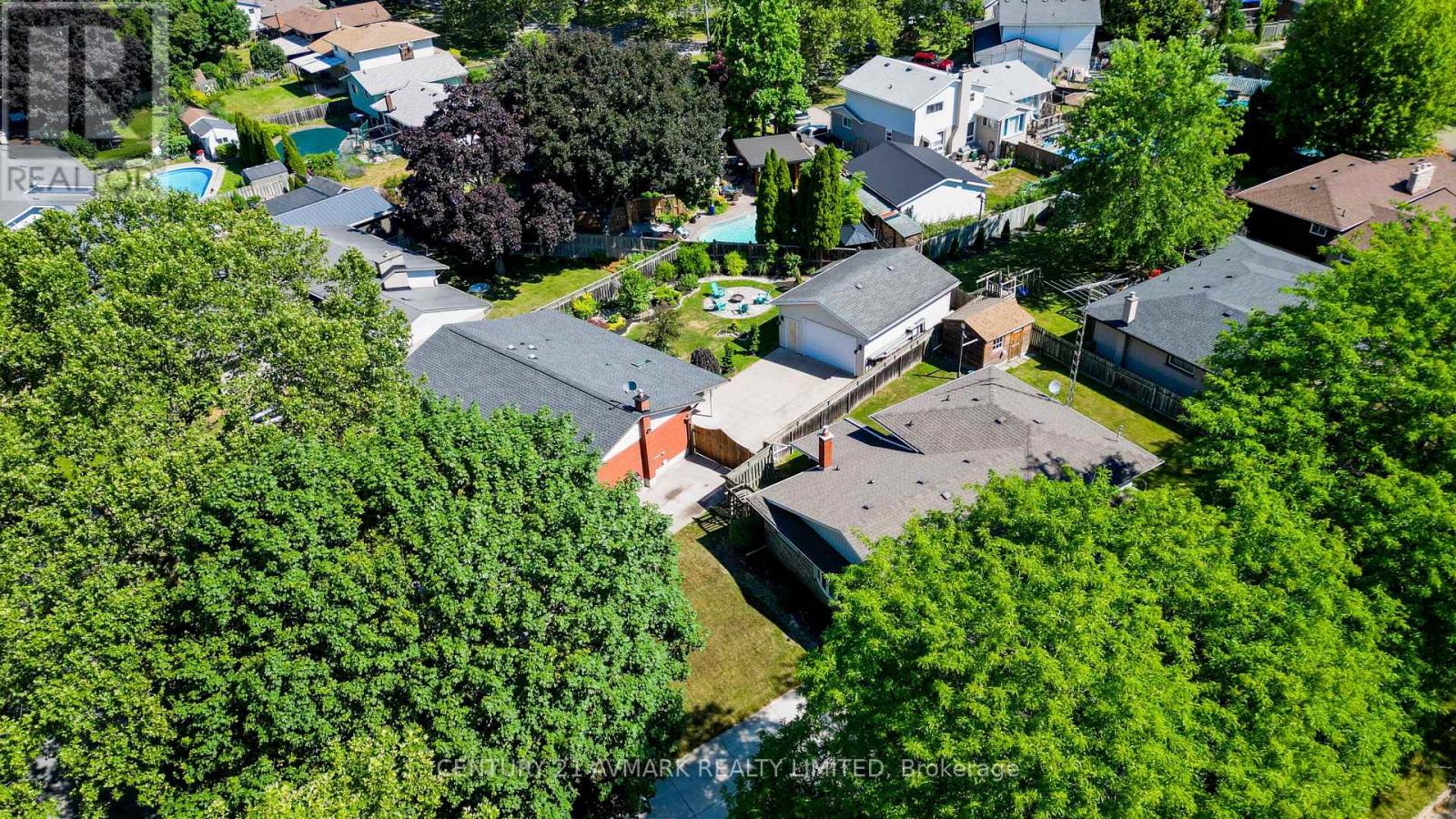 10 Royale Road Property Photo 41