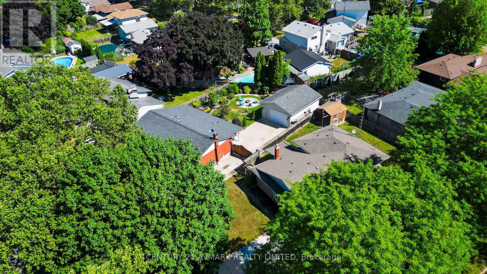 10 Royale Road Property Photo 42