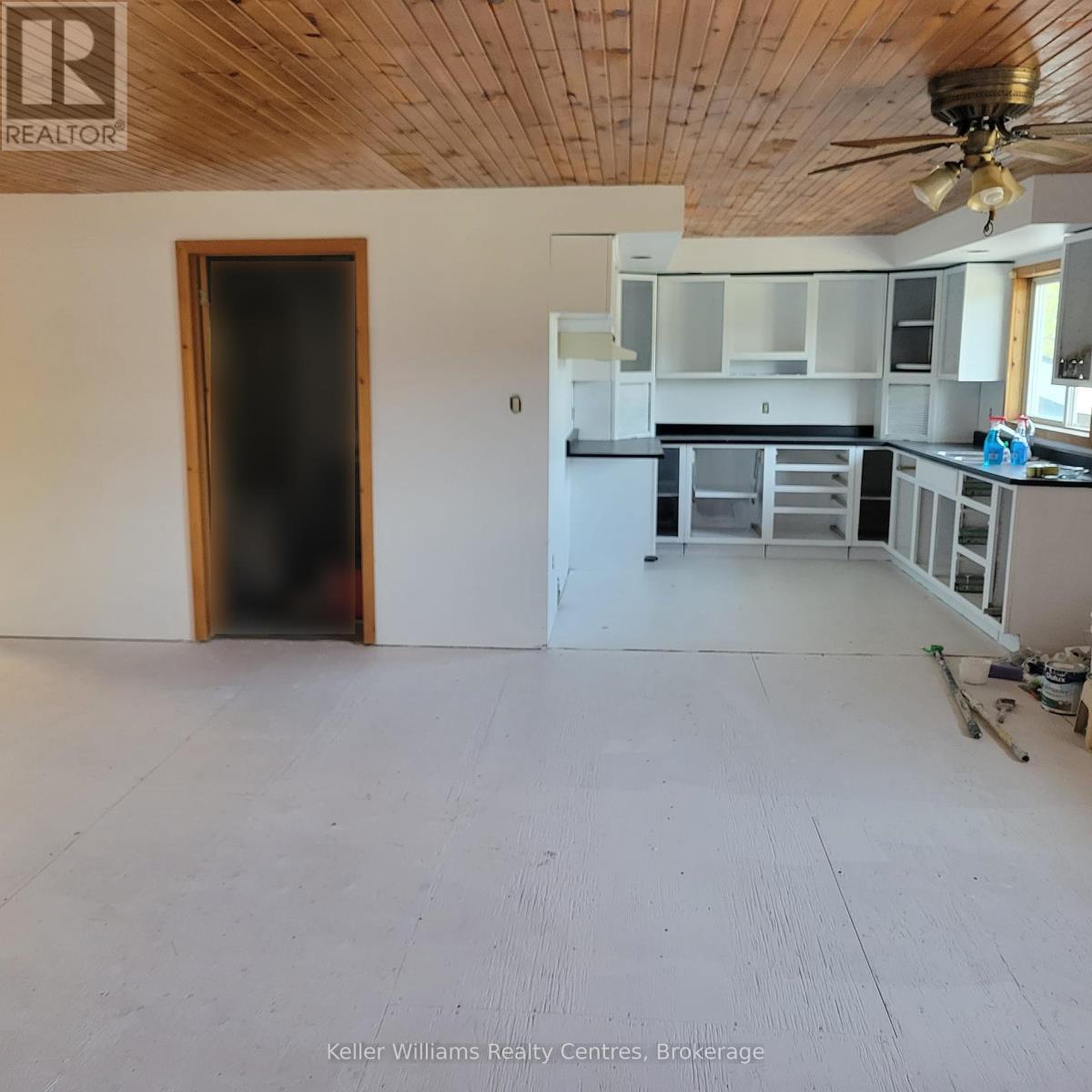 317505 Highway 6&10 Property Photo 36