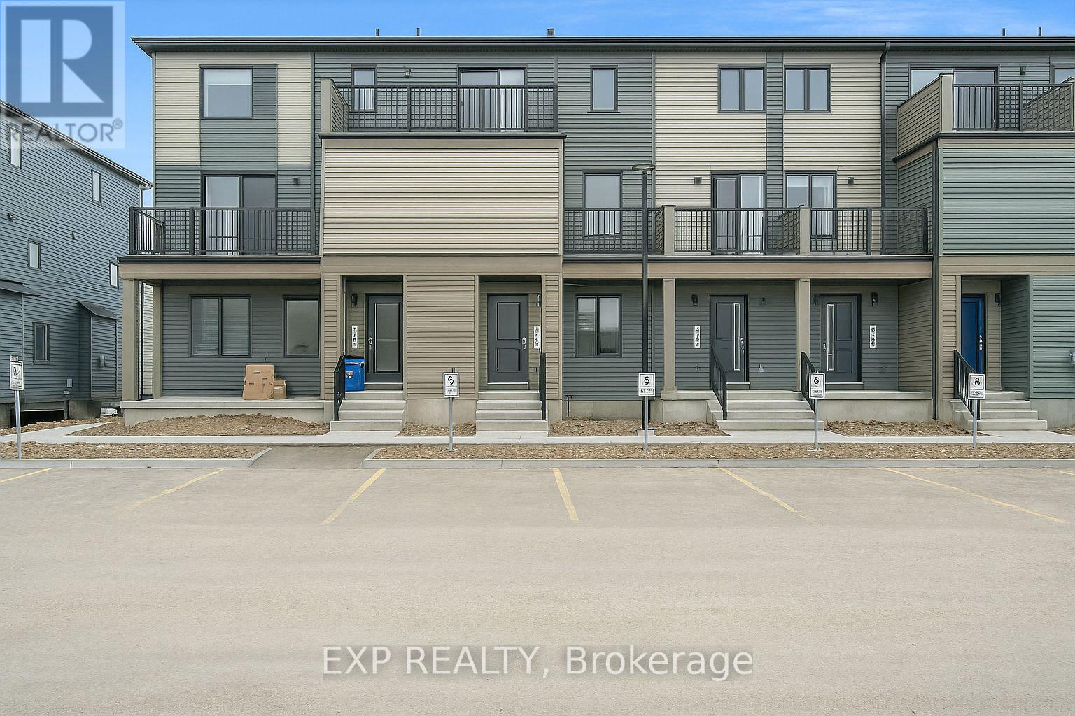 137 David Dr Property Photo 1
