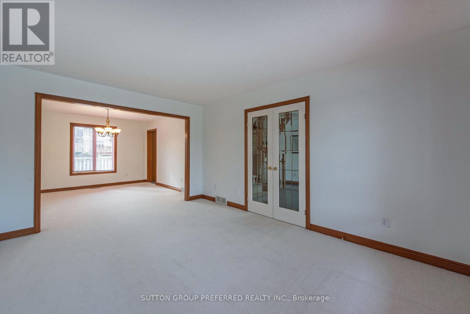 130 Toohey Lane Property Photo 5