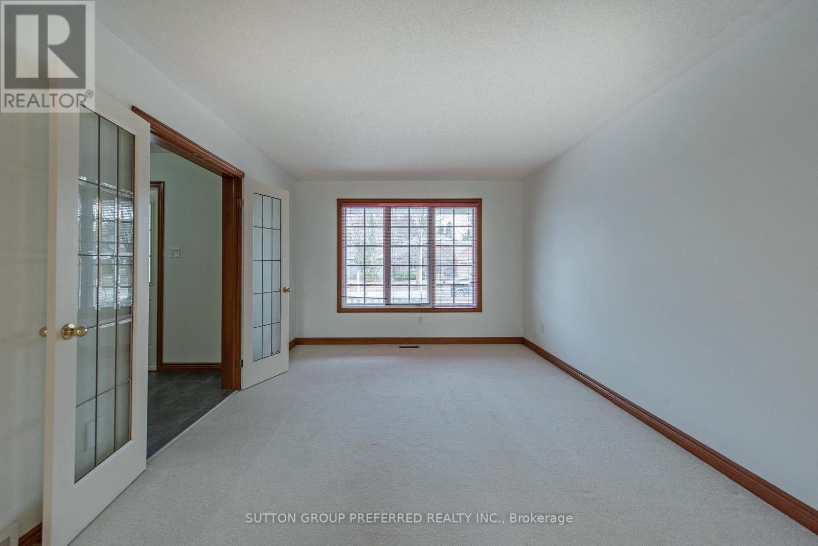 130 Toohey Lane Property Photo 7