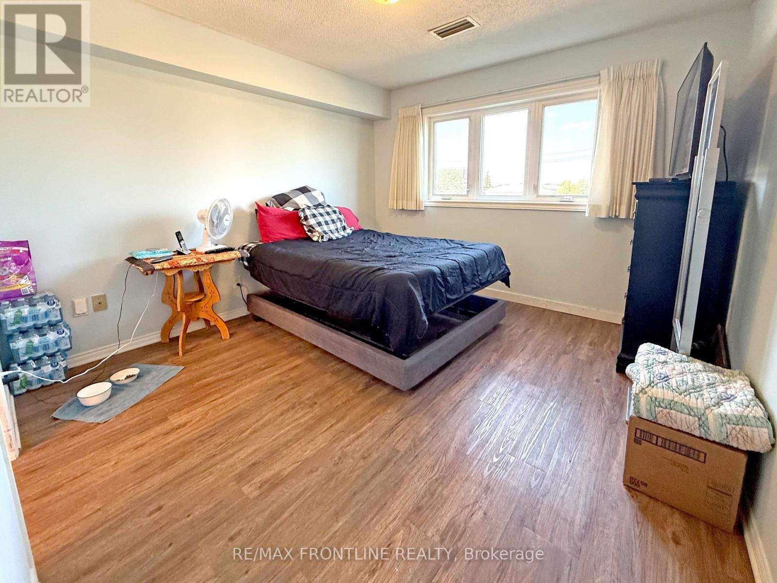 Unit #302 - 10 Armstrong Drive Property Photo 8