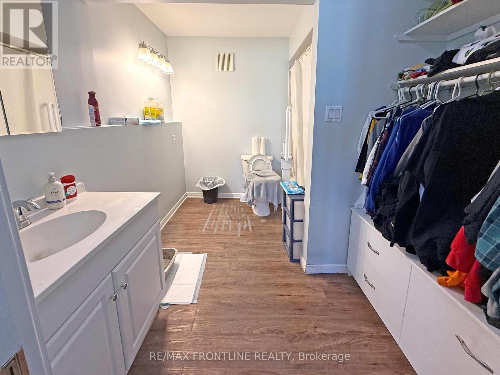 Unit #302 - 10 Armstrong Drive Property Photo 9