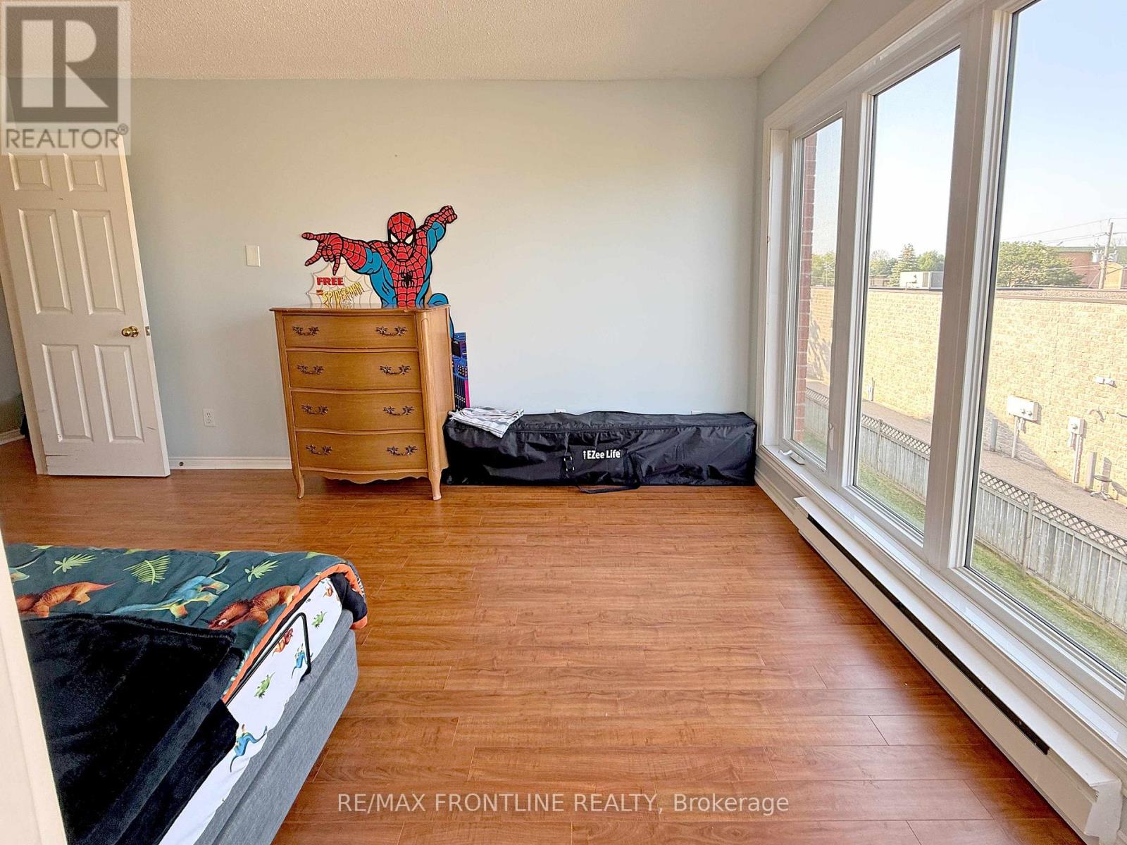 Unit #302 - 10 Armstrong Drive Property Photo 11