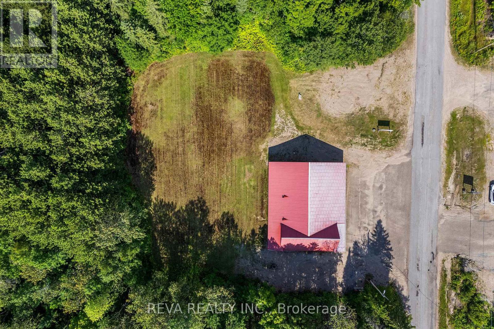 786 Centreview Road Property Photo 14