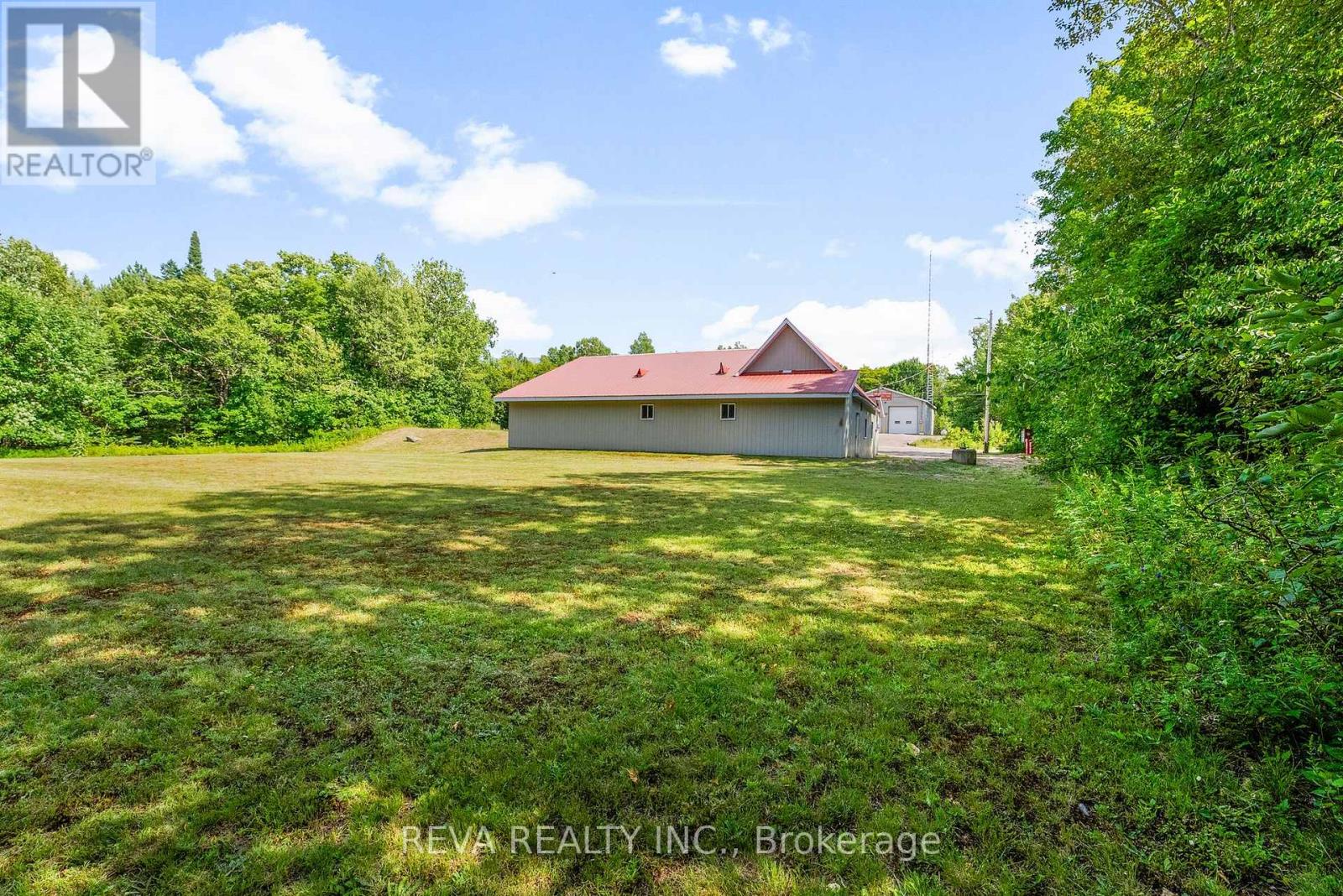 786 Centreview Road Property Photo 17